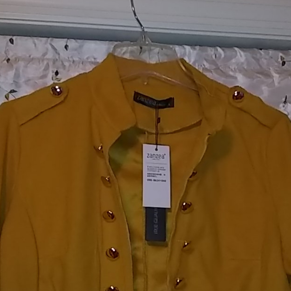 Ladies Jacket - Picture 6 of 12